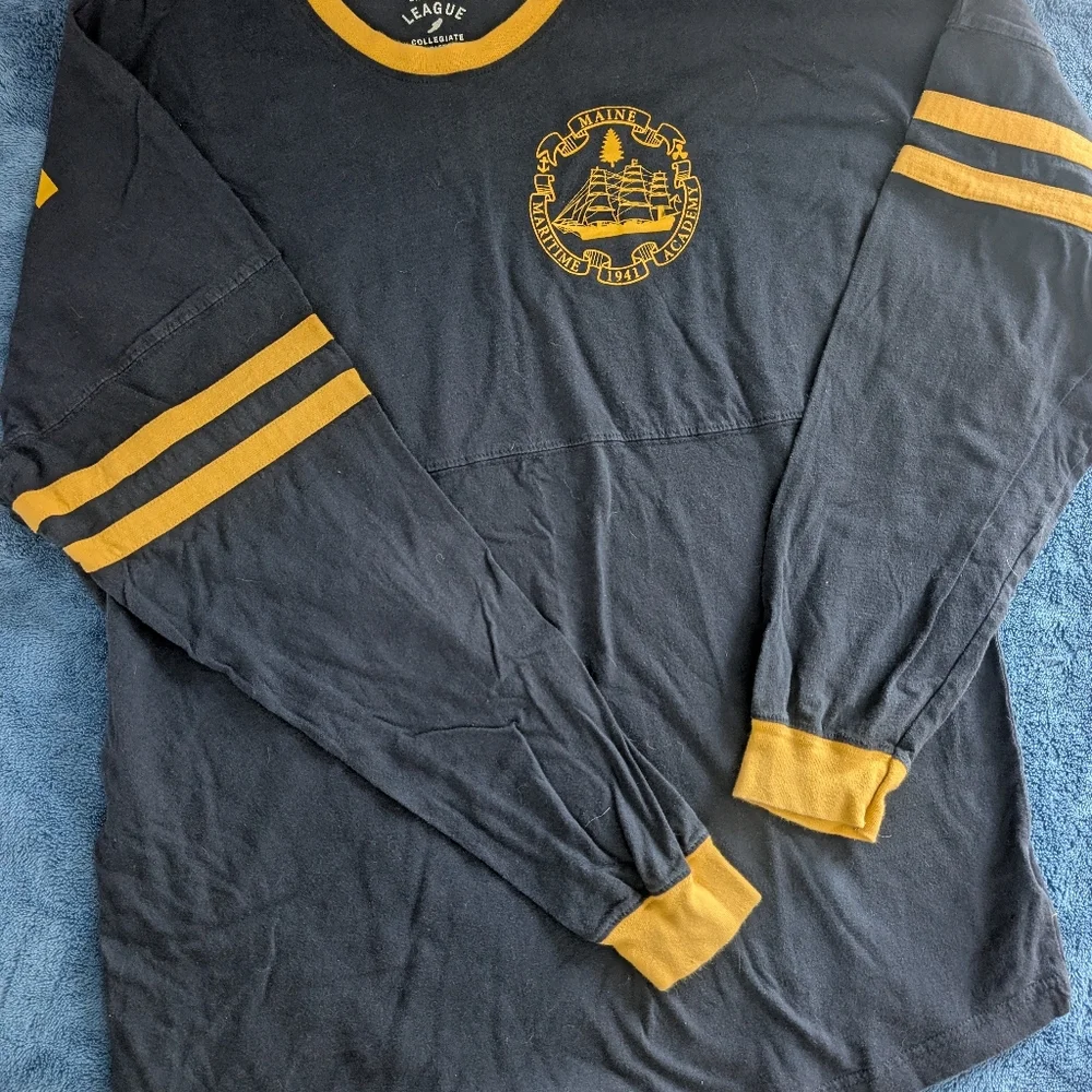 Maine Maritime Academy Shirt Bundle: Men's XL & L ⚓ - Picture 4 of 7
